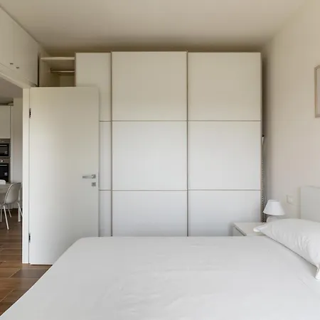 Stylish In Bolognina By Wonderful Apartament *