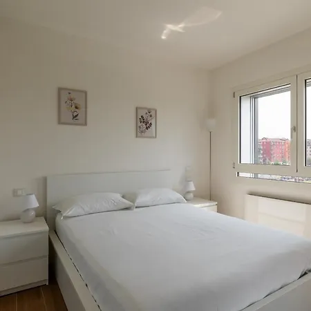 Stylish In Bolognina By Wonderful Apartament *